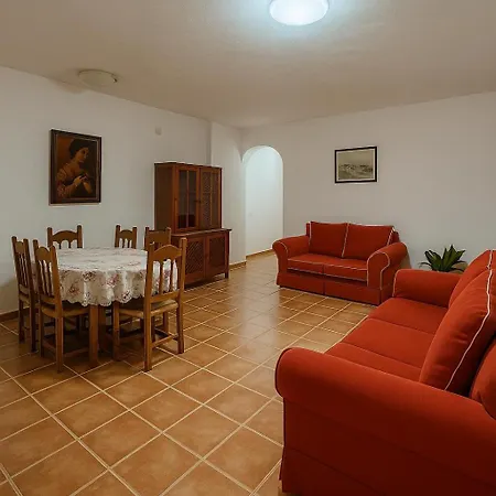 Serena Villa