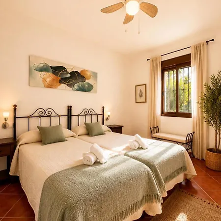 Serena Villa *